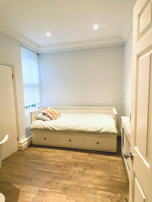 Beautiful 2 Bed/ 2 Bath Notting Hill Garden Flat Londres Exterior foto