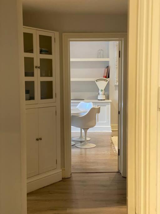 Beautiful 2 Bed/ 2 Bath Notting Hill Garden Flat Londres Exterior foto
