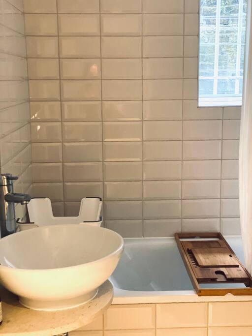 Beautiful 2 Bed/ 2 Bath Notting Hill Garden Flat Londres Exterior foto